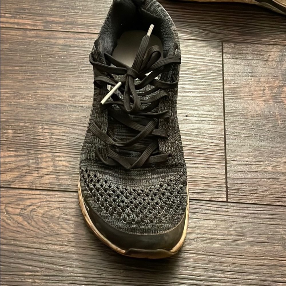 Altra Paradigm 4 - Picture 2 of 5
